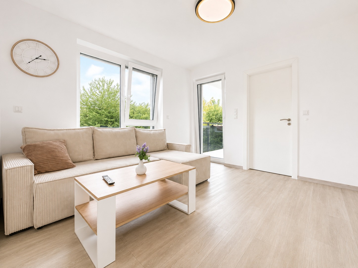 2 Double Beds + 1 Sofa Bed + 1 Single Bed – image 15
