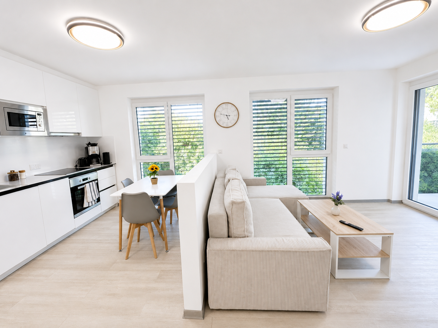 2 Double Beds + 1 Sofa Bed + 1 Single Bed – image 7